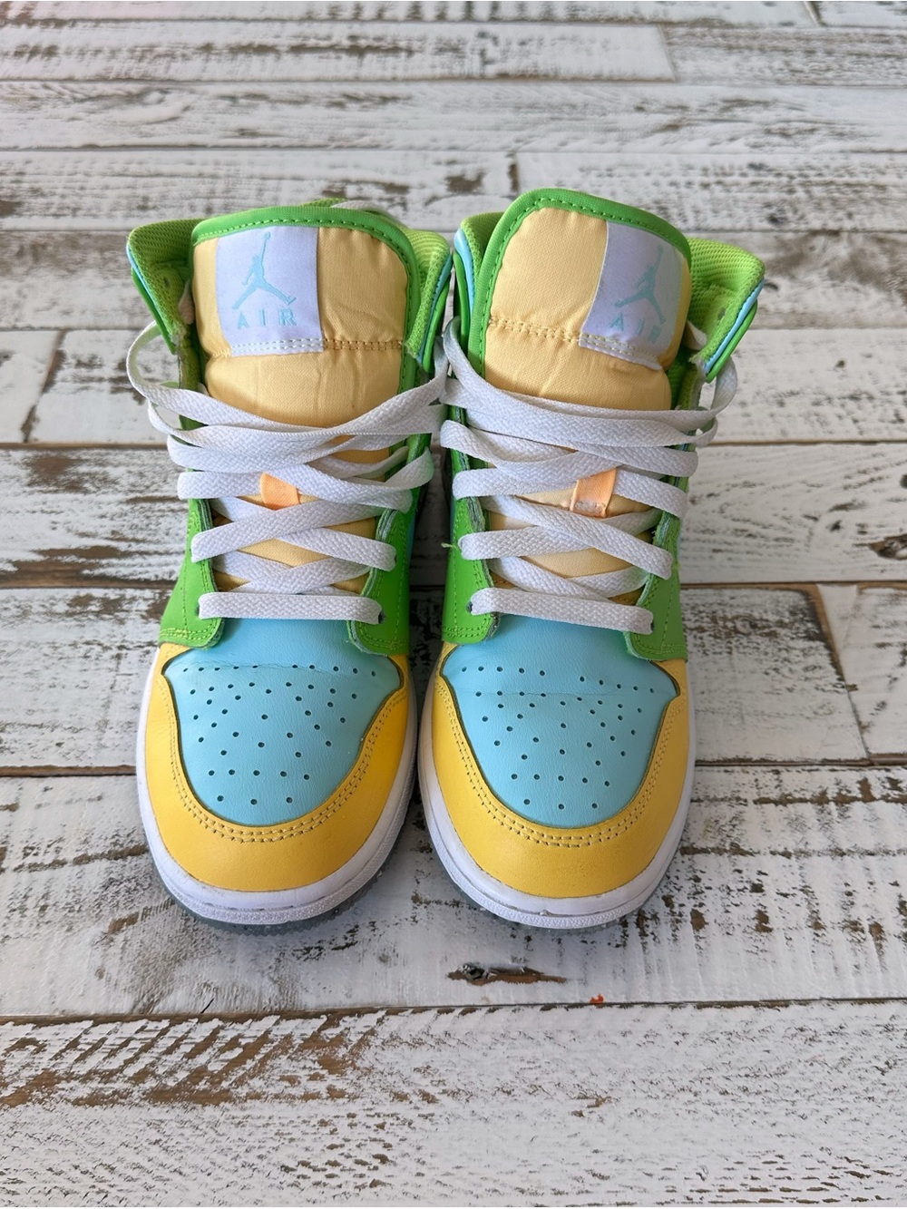Nike Jordan 1 Mid SE (Glacier Ice, Citron Pulse, Action Green) - Youth 5